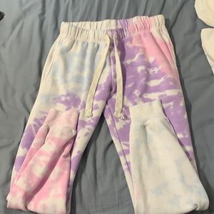 Tye Die Sweatpants!!